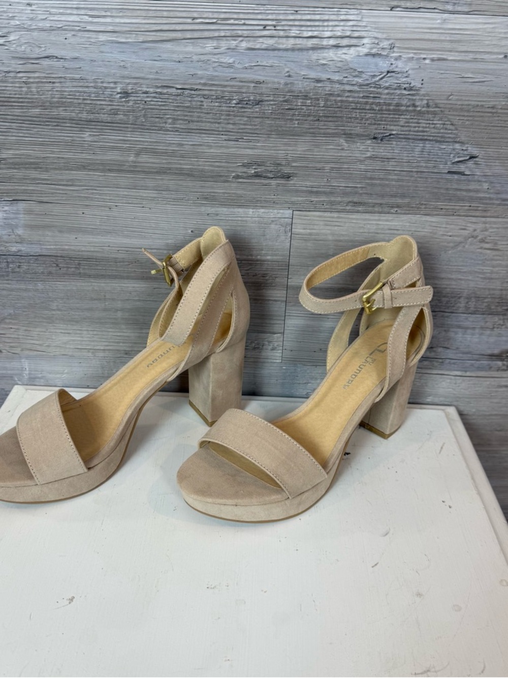 CL by Laundry Go On Nude Super Suede Platform Block Heel Sandals - Size 8 - Picture 6 of 6